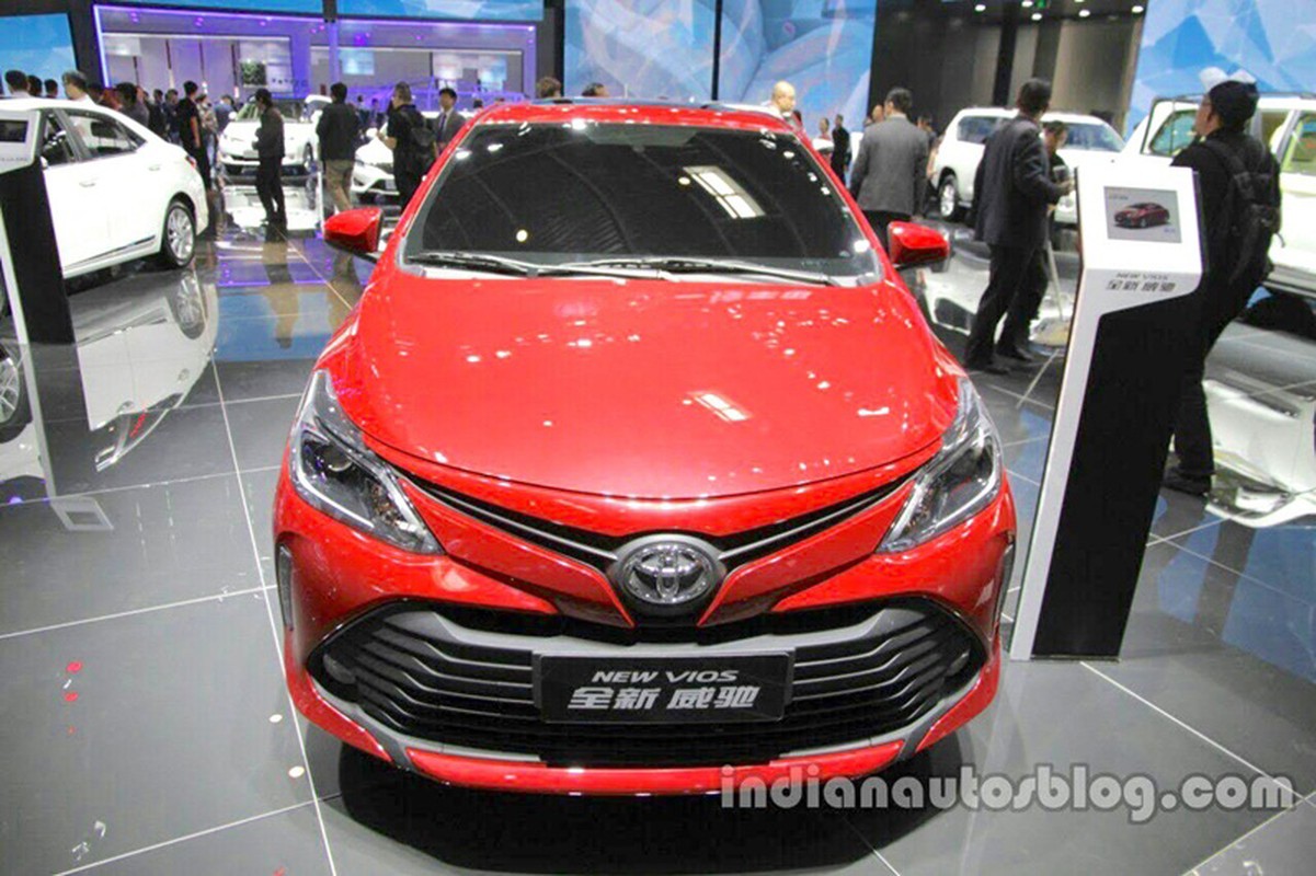 Toyota Vios 2017 ban nang cap gia 287 trieu dong